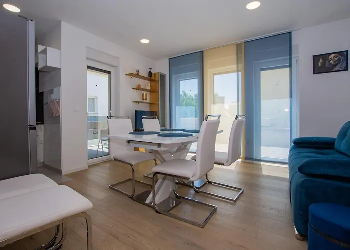 Goldy Apartment *